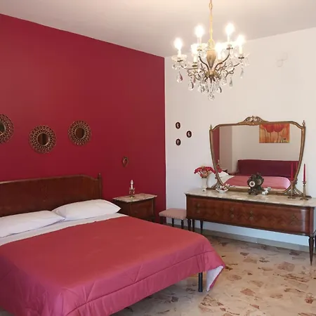 Daire Cuella's -